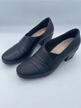 Clarks Collection Black Leather Comfort Pumps Women’s Size 7.5M Low Block Heels